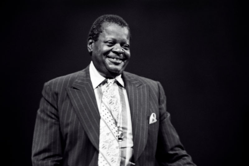 Radiobastides - Instant Jazz Oscar Peterson