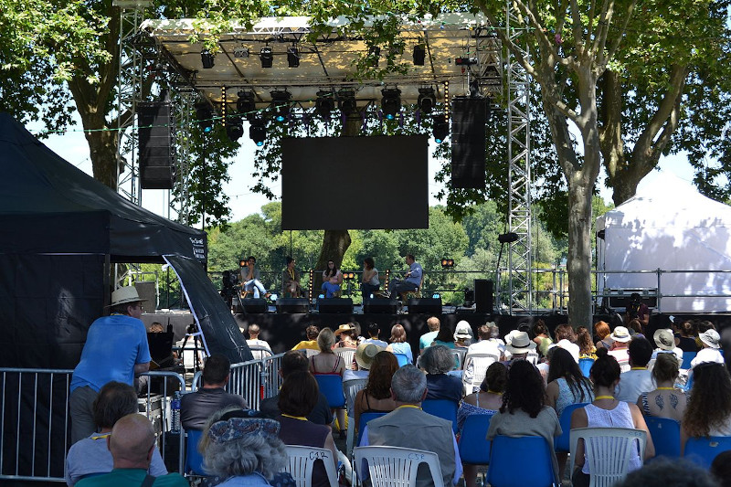 Radiobastides - Initiatives Citoyennes 001 - Festival International du Journamisme