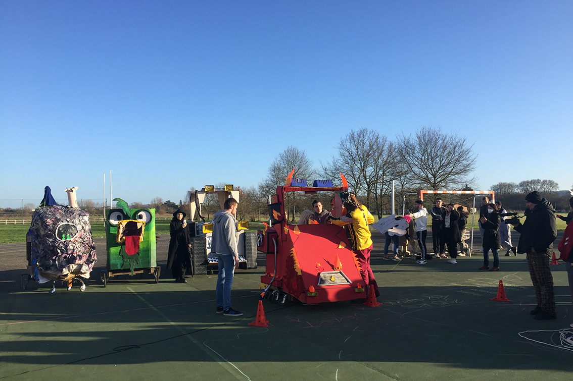 Radiobastides - L’École De La Vie Carnaval au lycée agricole Etienne Restat !